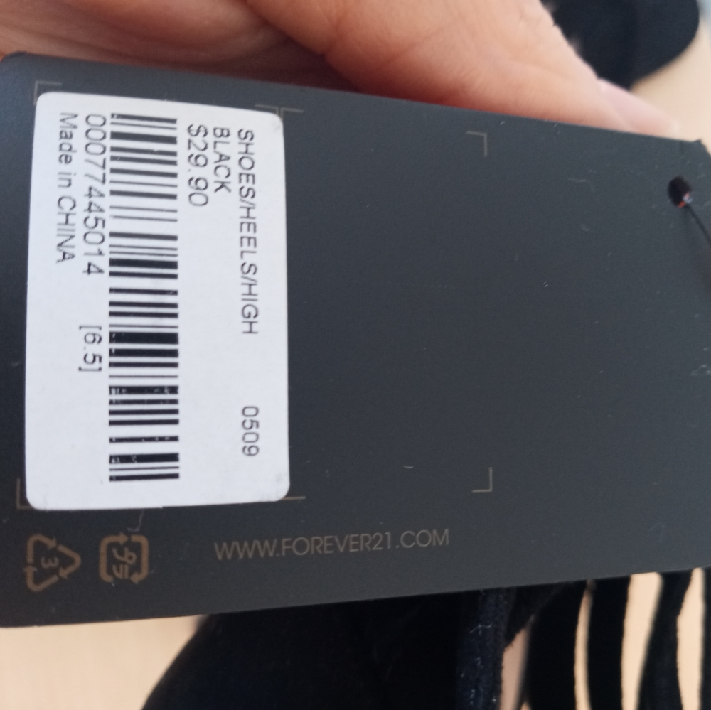 NWT Forever 21 Lace Up Black High Heels 6.5 - Picture 7 of 10